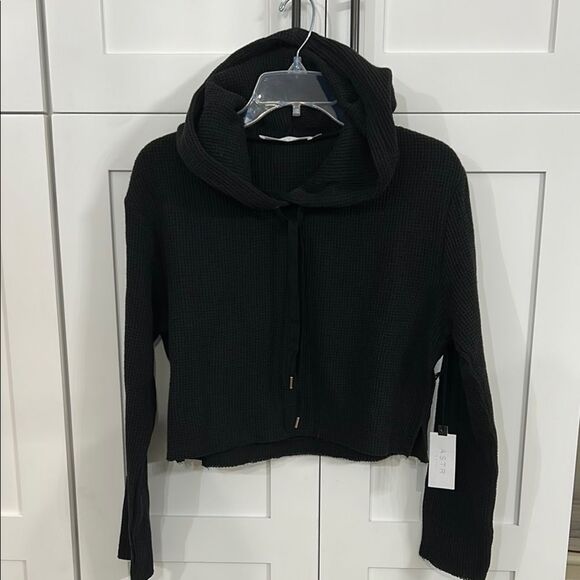 Astr The Label Black Hooded Long Sleeve  - XS - NWT - Picture 1 of 4